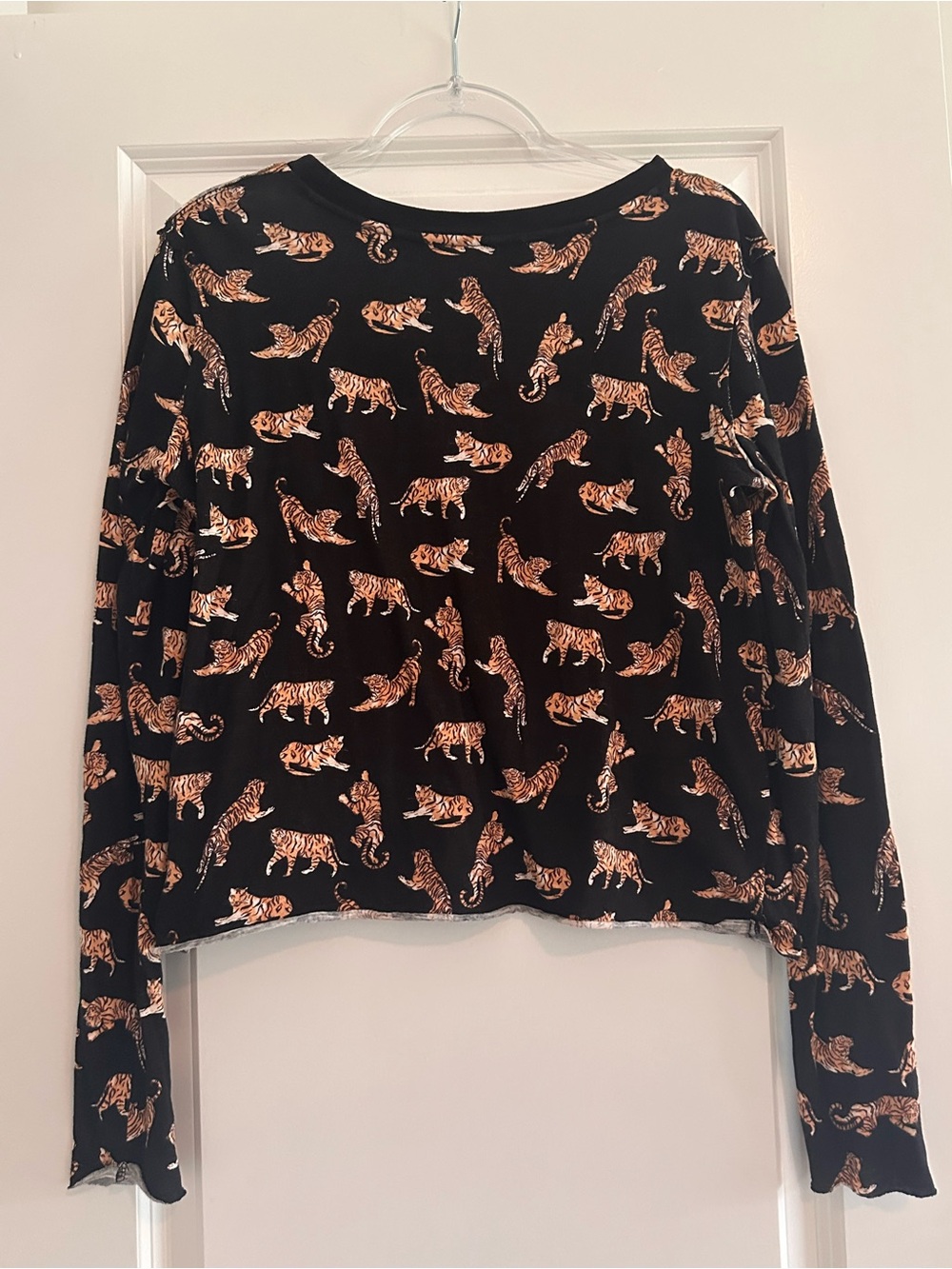 Maeve Anthropologie Cotton Tiger Print Long Sleeve Tee Black Graphic T-Shirt - Picture 3 of 11